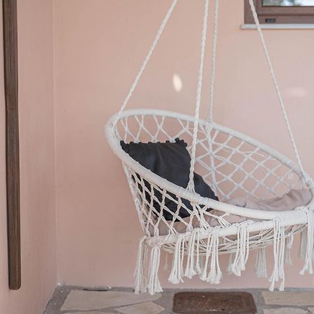 Paralio Astros Beachfront Suites Ксиропигадо Екстериор снимка
