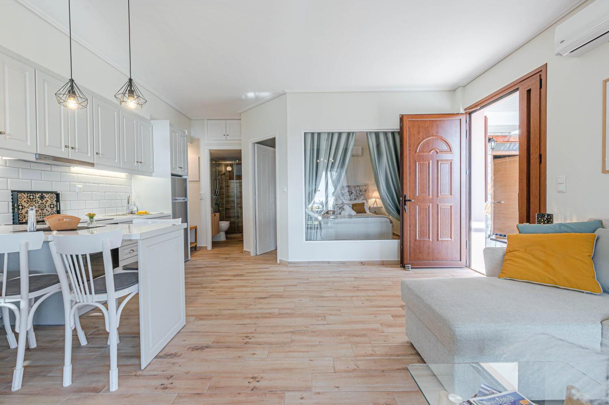Paralio Astros Beachfront Suites Ксиропигадо Екстериор снимка
