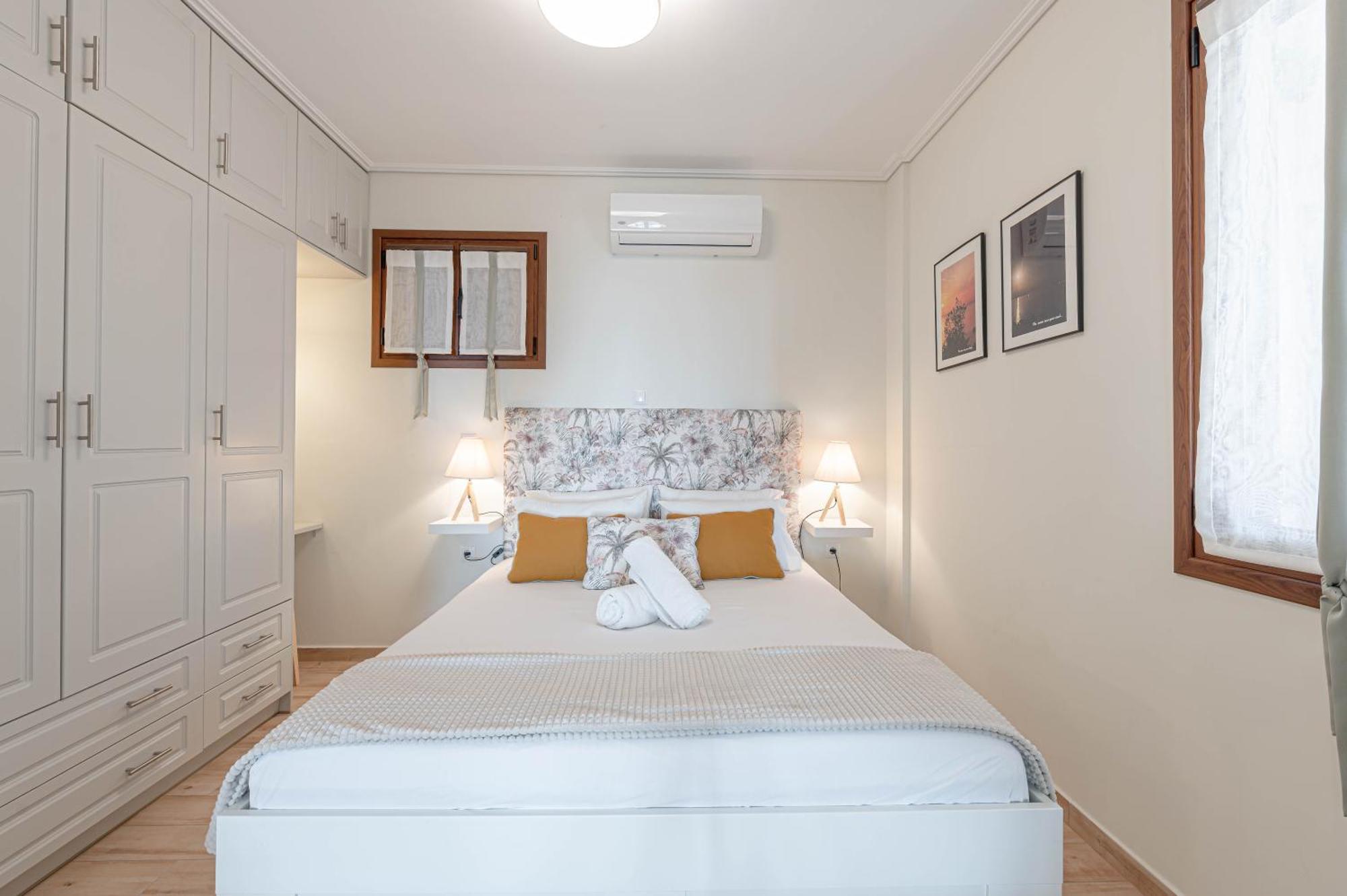 Paralio Astros Beachfront Suites Ксиропигадо Екстериор снимка