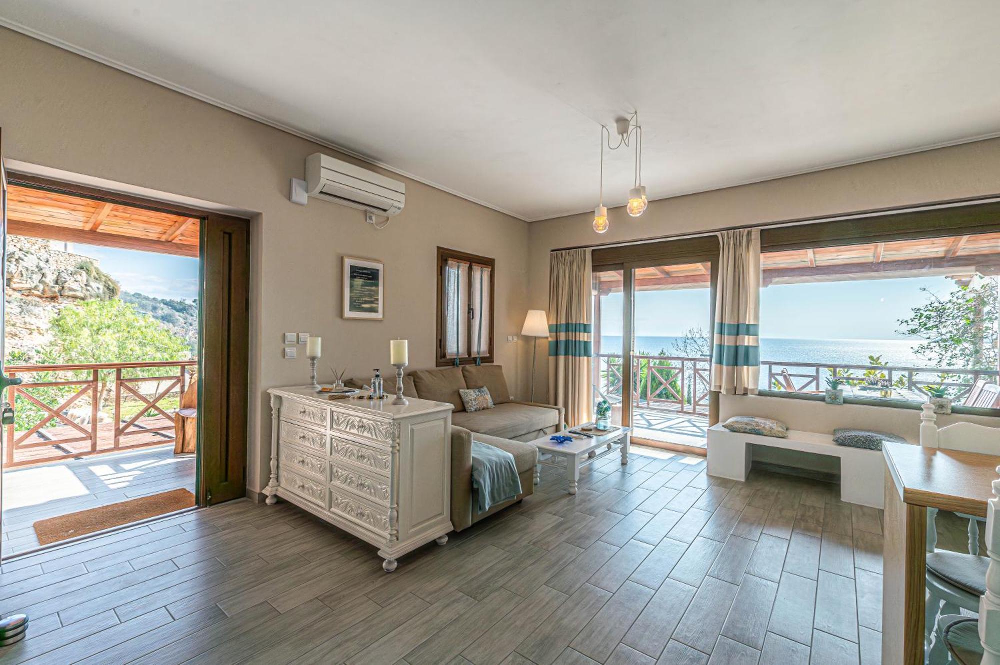 Paralio Astros Beachfront Suites Ксиропигадо Екстериор снимка