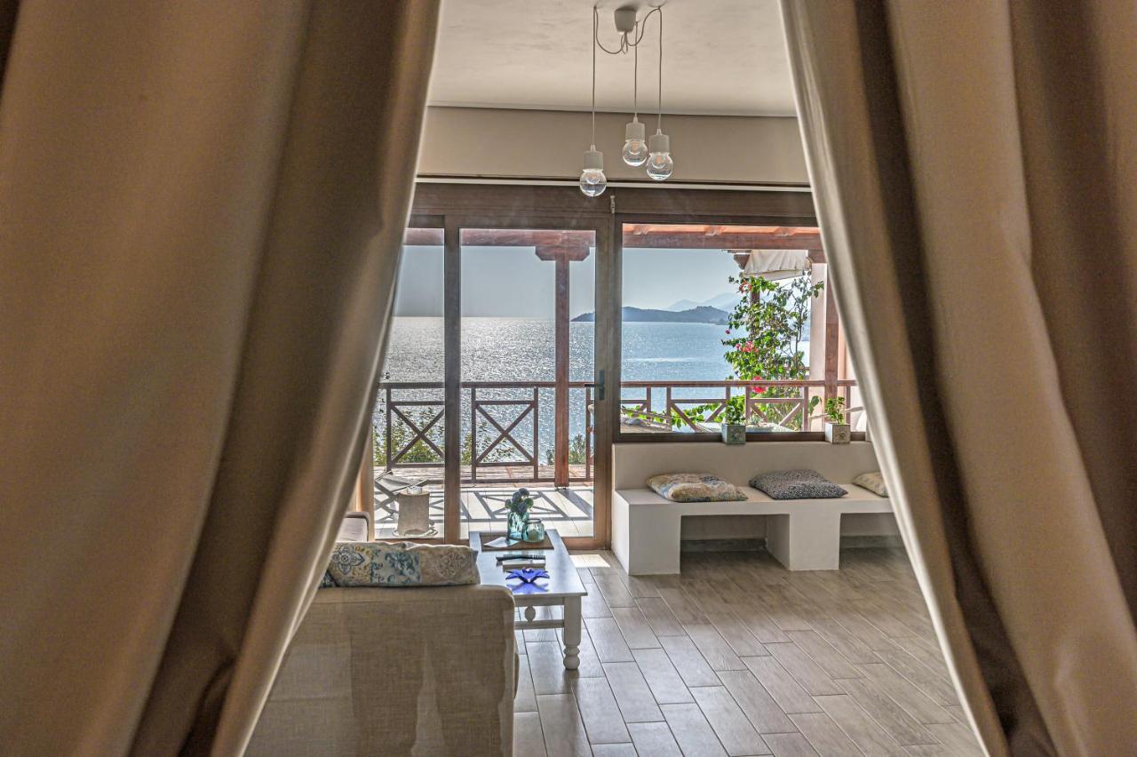 Paralio Astros Beachfront Suites Ксиропигадо Екстериор снимка