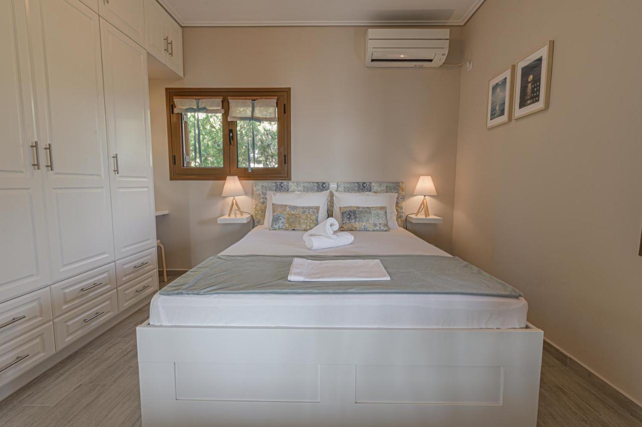Paralio Astros Beachfront Suites Ксиропигадо Екстериор снимка