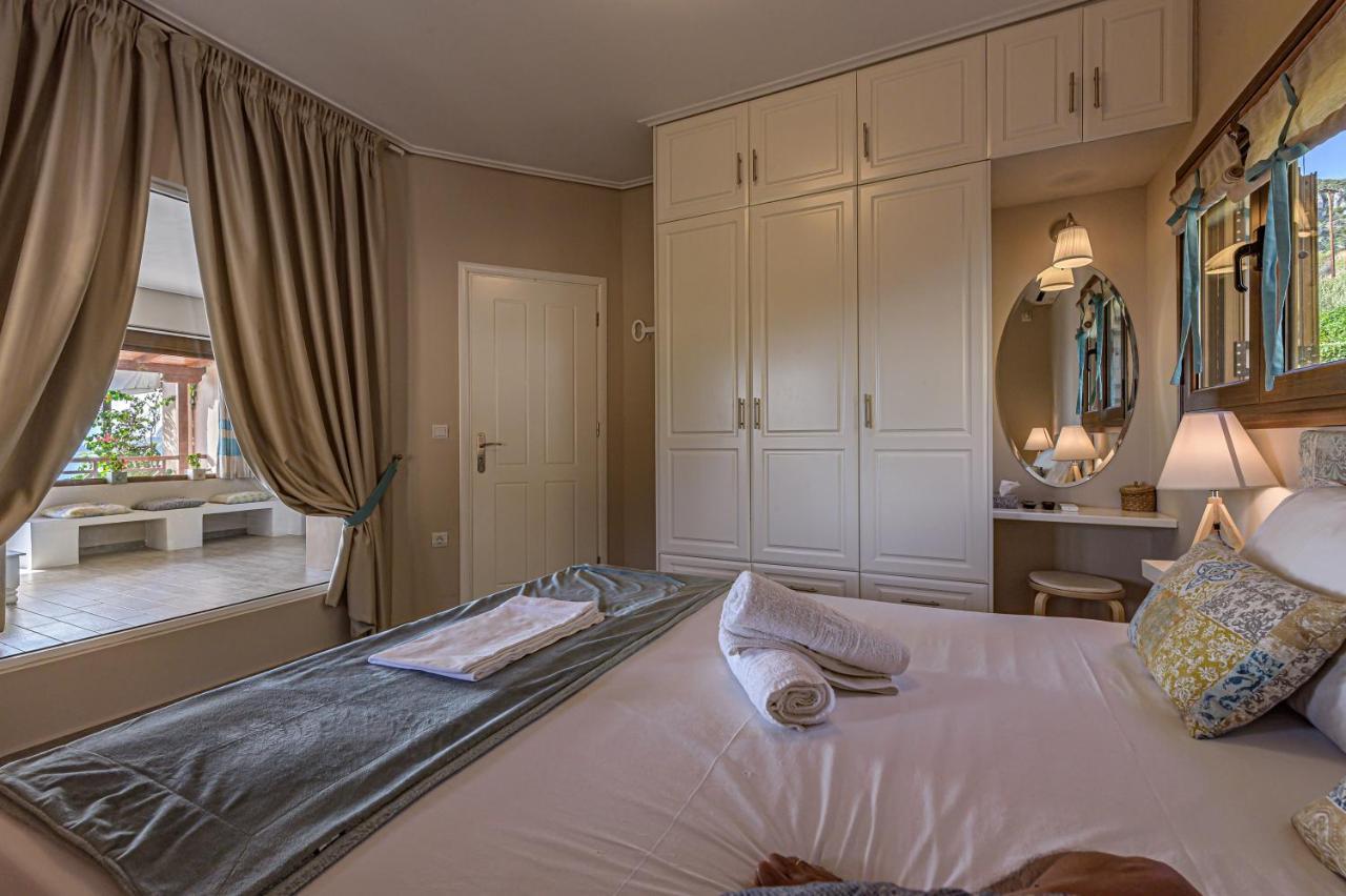 Paralio Astros Beachfront Suites Ксиропигадо Екстериор снимка