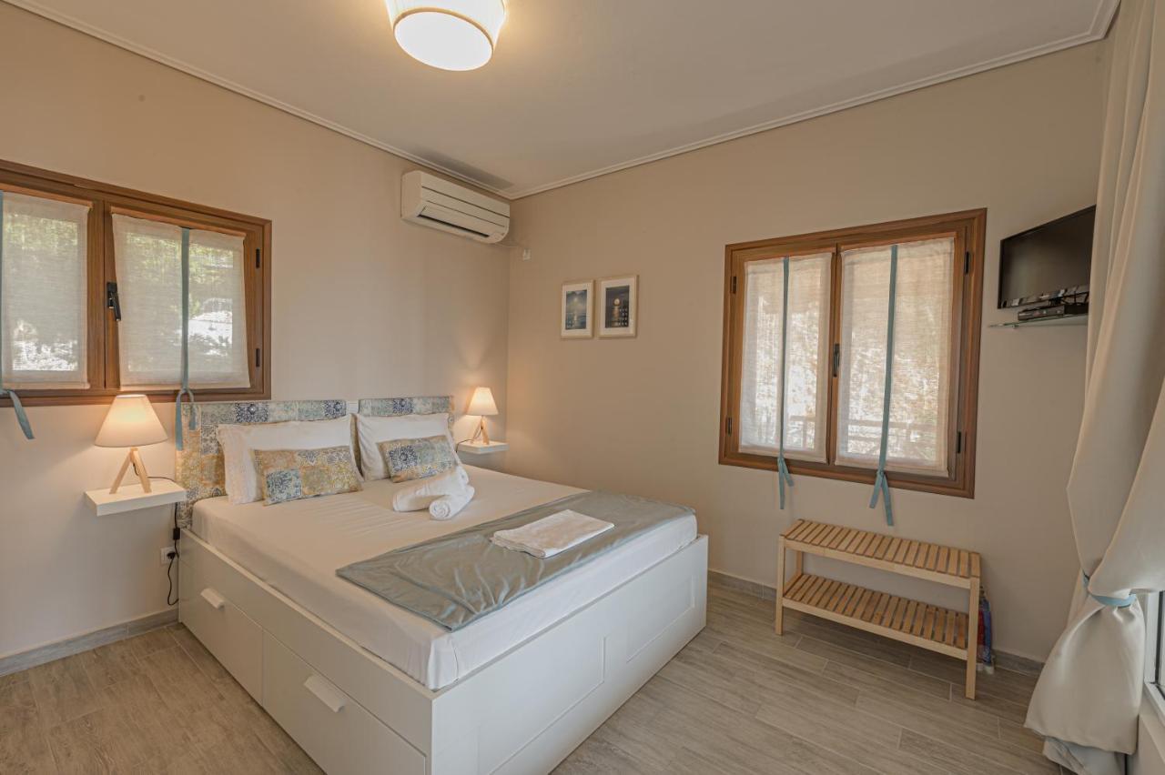 Paralio Astros Beachfront Suites Ксиропигадо Екстериор снимка